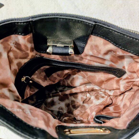 B. Makowsky Black Leather Purse - Picture 4 of 5